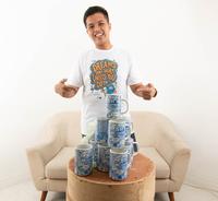 Gambar Gelas Minum Kopi Teh / Mug Jumbo Cangkir Keramik Tutup Motif Keren - Original Merchandise Biru dari Air Minum Biru Kota Surabaya 4 Tokopedia