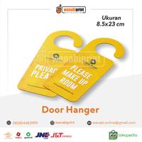 Gambar Door Hanger Sign Custom PVC Distrub Not Do Gantungan Pintu Kamar Hotel - 2 muka dari Wanabiprint Digital Printing Kota Salatiga 1 Tokopedia
