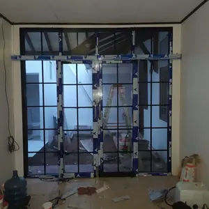 pintu sliding dan kaca mati ornamen