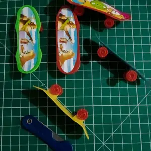 mainan skateboard mini isi 20 pcs