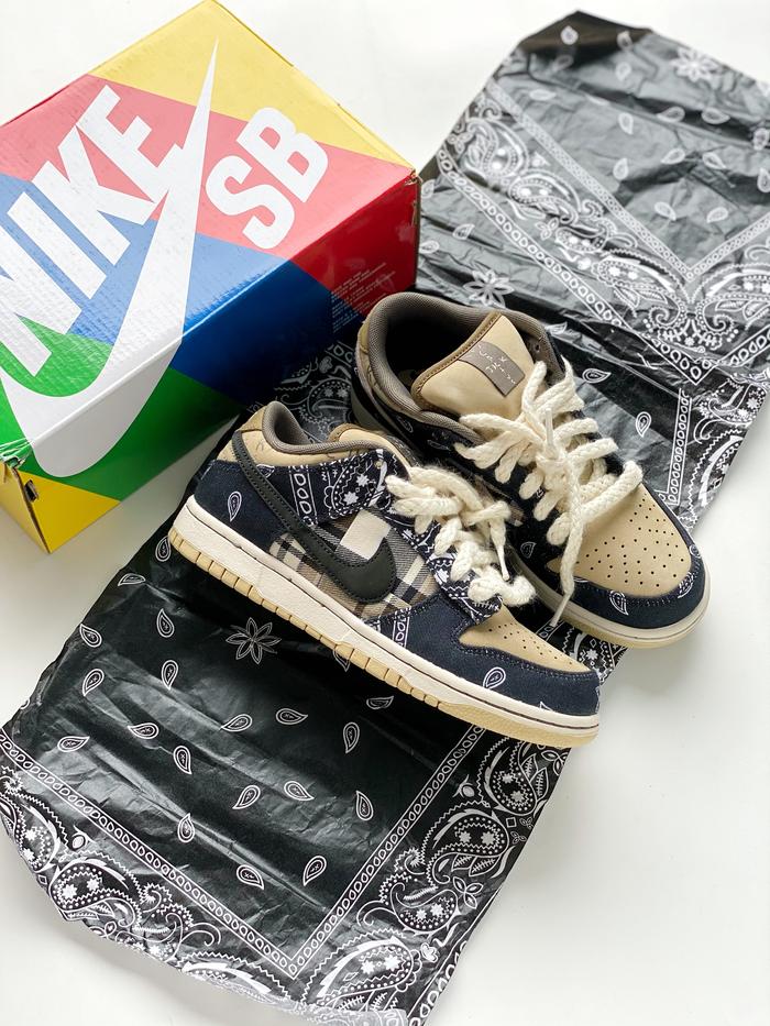 Nike Dunk Travis Scott Skateboarding Scott Dunks Nike Dunk Nike Sneakers Cactus Jack Bespoke_ind Have  Handcrafted The Limited Edition Travis Scott
