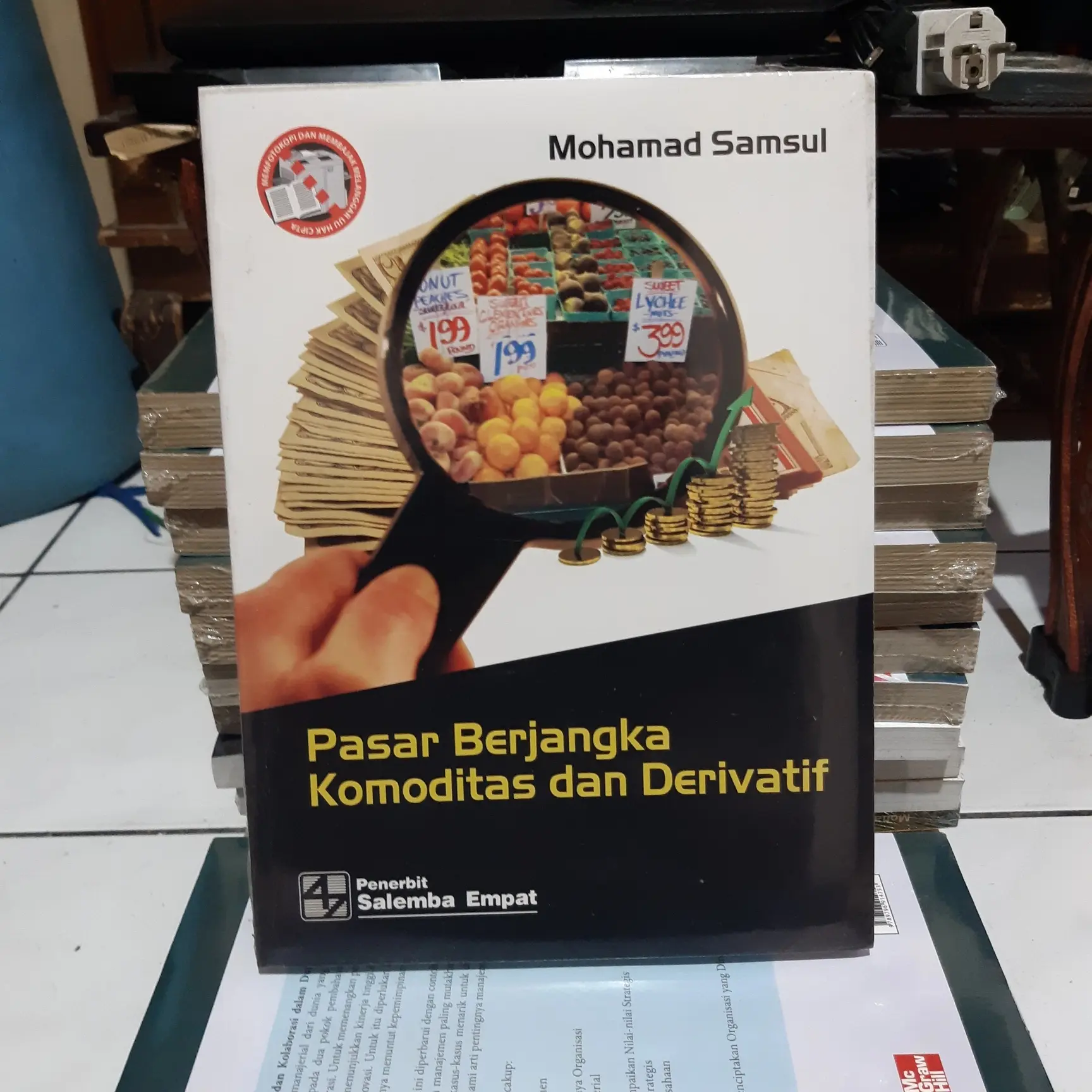 Buku Pasar Berjangka Komoditas dan Derivatif - Mohamad Samsul