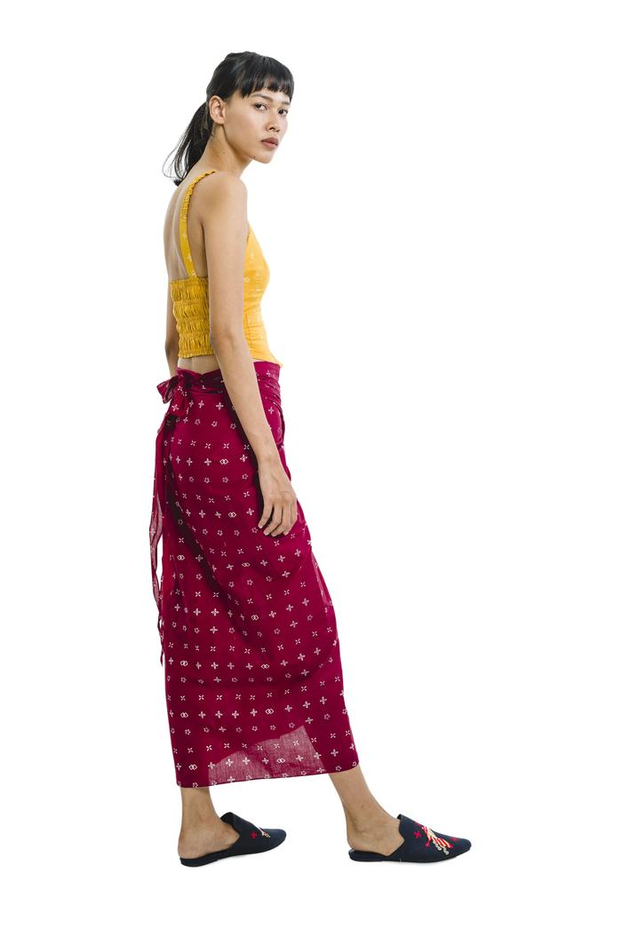 Gambar Rok Lilit Wiji Maroon - SM dari Sejauh Mata Memandang Kota Administrasi Jakarta Selatan Tokopedia