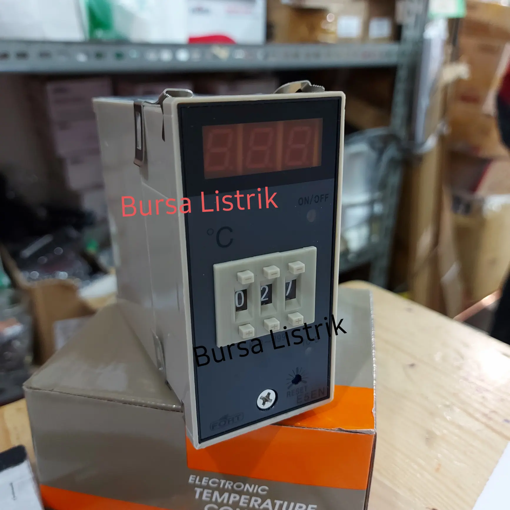 ANALOG Temperature Control / Termo Control E5EN