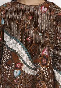 Gambar Tunik Dress Batik dan Tenun Wanita Adara Set Brown tanpa masker - M dari Batik Etniq Craft Kota Bekasi 3 Tokopedia