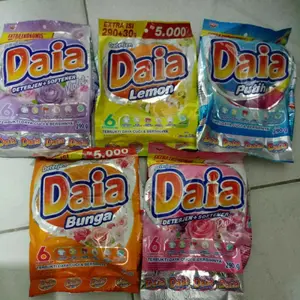 Daia Detergen + Softener 290gr Bunga Wangi Tahan Lama Lembut di Tangan Busa Melimpah Membunuh Kuman
