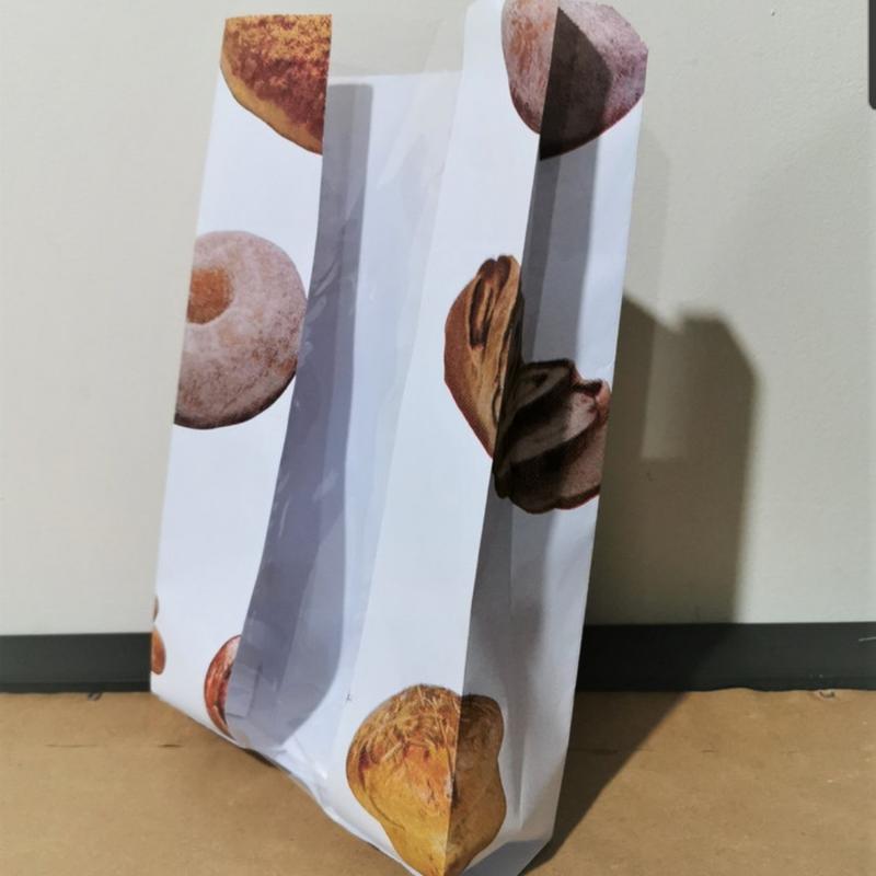 Paper bag roti 20pcs uk 18x7x31 jendela - Shop | Tokopedia