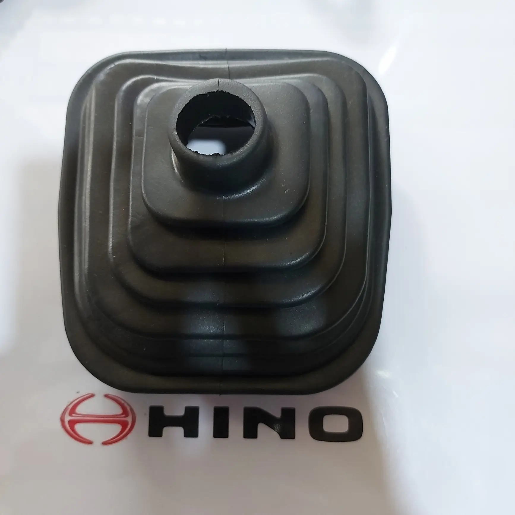 BOOT TONGKAT TRANSMISI HINO LOHAN 33505-1061