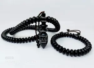 satu paket kalung dan gelang kayu galih kelor hitam terbaik