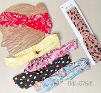 Gambar BANDANA SILANG KAIN MOTIF dari Jualan Sharon Jakarta Barat 3 Tokopedia