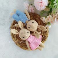 Gambar BONEKA RAJUT BUNNY OVERALL PANTS dari Kawaii Crafts Kota Palembang 2 Tokopedia