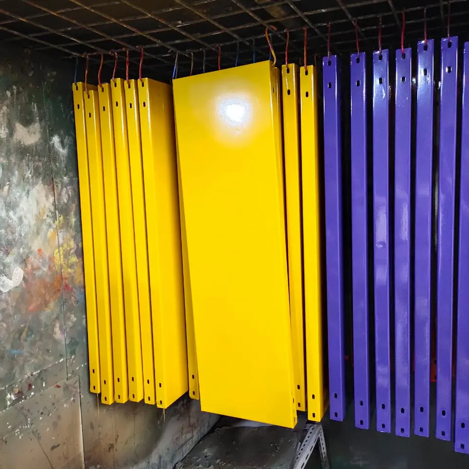 Hambalan/Shelving Rak Besi Siku Lubang uk. L40xP100