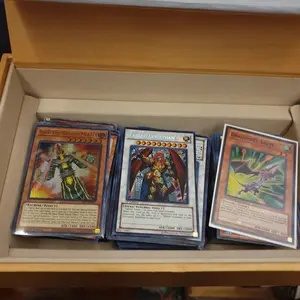 Kartu yugioh random holo/foil