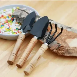 peralatan berkebun mini 3 in 1 skop , garpu , cangkul garden tools