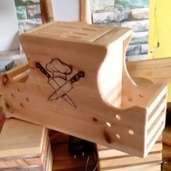 tempat pisau dapur kayu minimalis