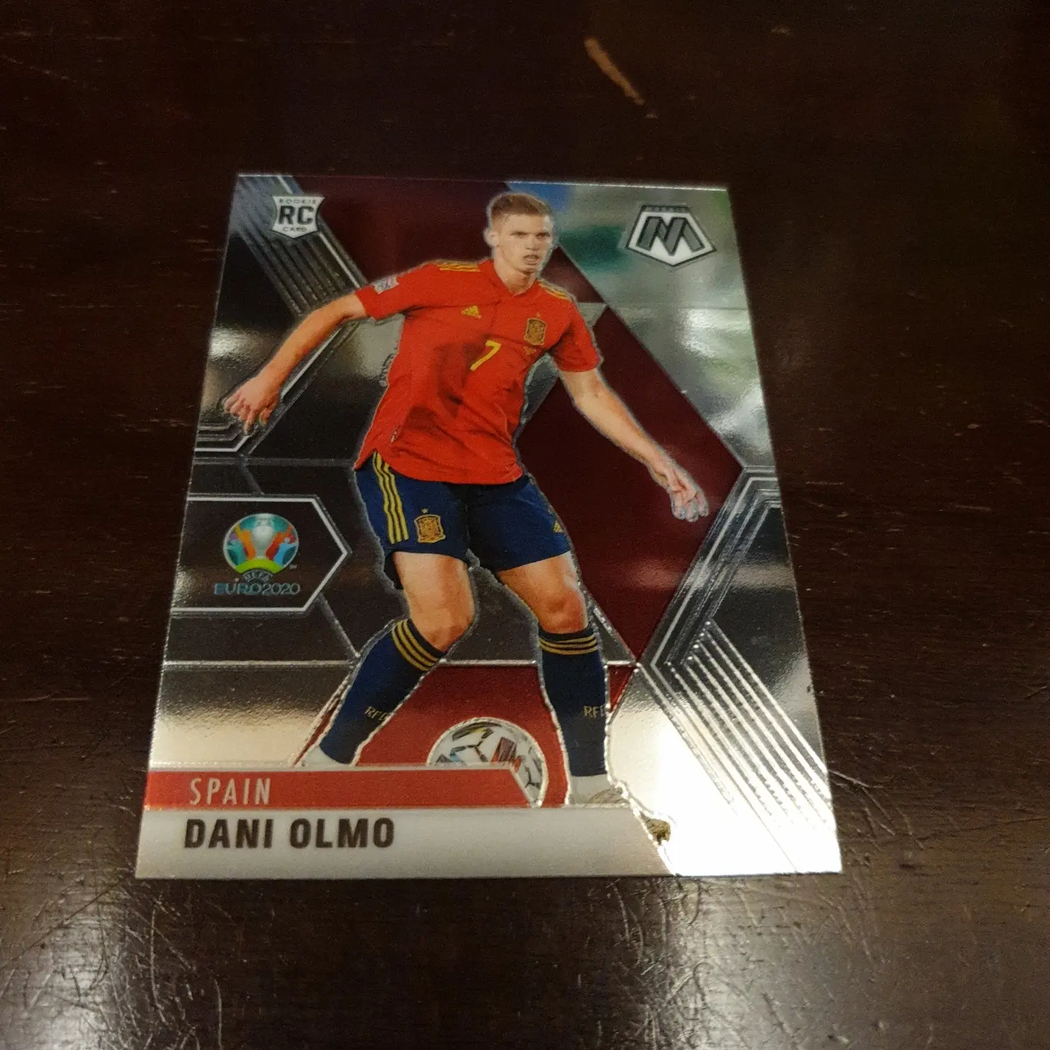 Kartu bola dani olmo rookie panini mosaic euro 2020
