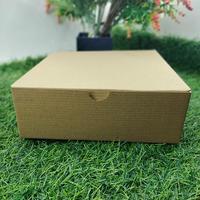 Gambar Kotak Hadiah Eflute Coklat untuk Hampers Kekinian 20 x 20 x 7 dari Rahmah Tas Kertas dan Kemasan Kab. Sleman 1 Tokopedia