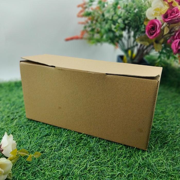 Gambar Kotak Sepatu Penyimpanan Dos Kardus Oleh-oleh Serbaguna 27 x 9 x 13 dari Rahmah Tas Kertas dan Kemasan Kab. Sleman Tokopedia