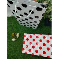 Gambar Tas Kertas Laminasi Polkadot Garis Belanja Kado Souvenir 19 x 7 x 32 dari Rahmah Tas Kertas dan Kemasan Kab. Sleman 5 Tokopedia