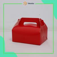 Gambar Tokodus TKI - Gable Box/Box Jinjing 20x15x8 cm Ivory Merah roti kue kering snack dan hampers Kardus Hantaran Dessert Box Desain Inovatif Mudah Digunakan dan Dilepas dari Tokodus TKI Kab. Bandung 5 Tokopedia
