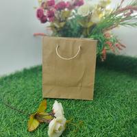 Gambar Tas Kertas Kecil Hadiah Paper Bag Kraft Coklat 125 gram Polos dari Rahmah Tas Kertas dan Kemasan Kab. Sleman 2 Tokopedia