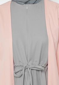 Gambar Eiza by duapola Outer Look Tunik Atasan Muslim 8837 - Silver - M dari Eiza by duapola Kab. Tangerang 5 Tokopedia