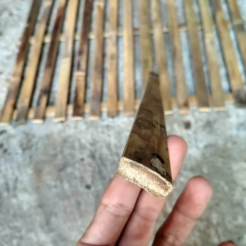 bambu untuk lantai kandang 0