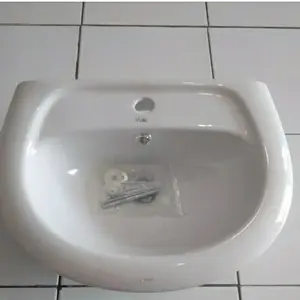wastafel gantung volk