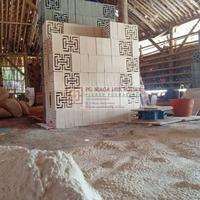 Gambar Roster Beton Minimalis. Loster labirin,UK 20x20x10cm, Ventilasi udara dari NIAGA JAYA ROSTER Kota Bekasi 3 Tokopedia