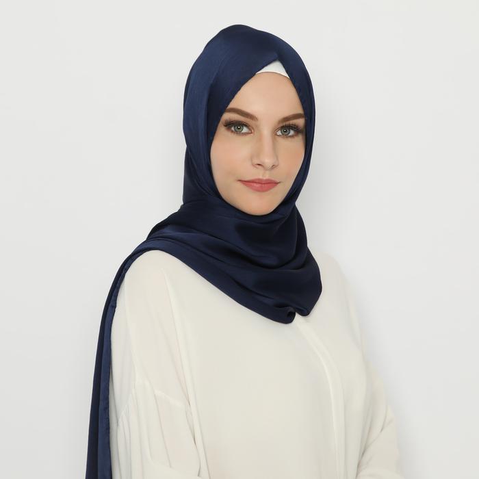 Gambar Eiza by duapola Hijab Satin Plisket Premium Pashmina 8101 - Navy dari Eiza by duapola Kab. Tangerang Tokopedia