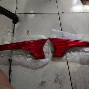 reflektor pintu bagasi Suzuki new ertiga