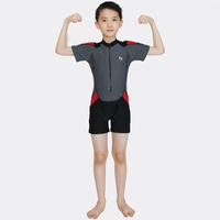 Gambar Lasona Kids Rash Guard Swimwear Baju Renang Anak TRJ-E3246-L4 - Red Black, 2 dari LasonaIndonesia Kota Administrasi Jakarta Selatan 4 Tokopedia