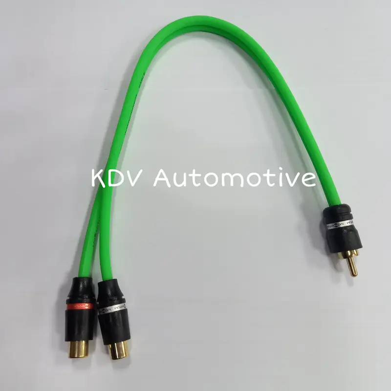 Kabel RCA Cabang Momentum GF 1M2F High Quality 2