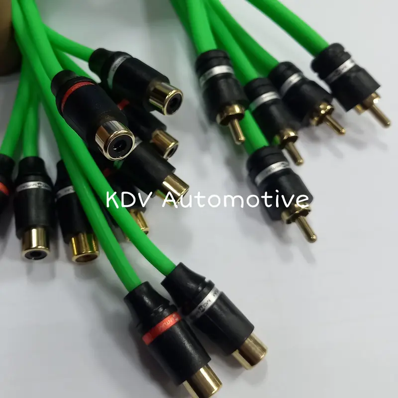 Kabel RCA Cabang Momentum GF 1M2F High Quality 0