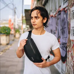 Wanderlust Waistbag Tas Pinggang Waterproof Anti Air Boze Black