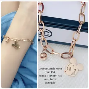 Gelang mickey titanium/gelang titanium impor anti karat/gelang tangan