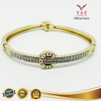 Gambar Gelang Wanita Lapis Emas 18K Kristal Swarovski Bulat - Vee Bracelet - Gold dari Vee Jewelry Store Kota Bekasi 1 Tokopedia