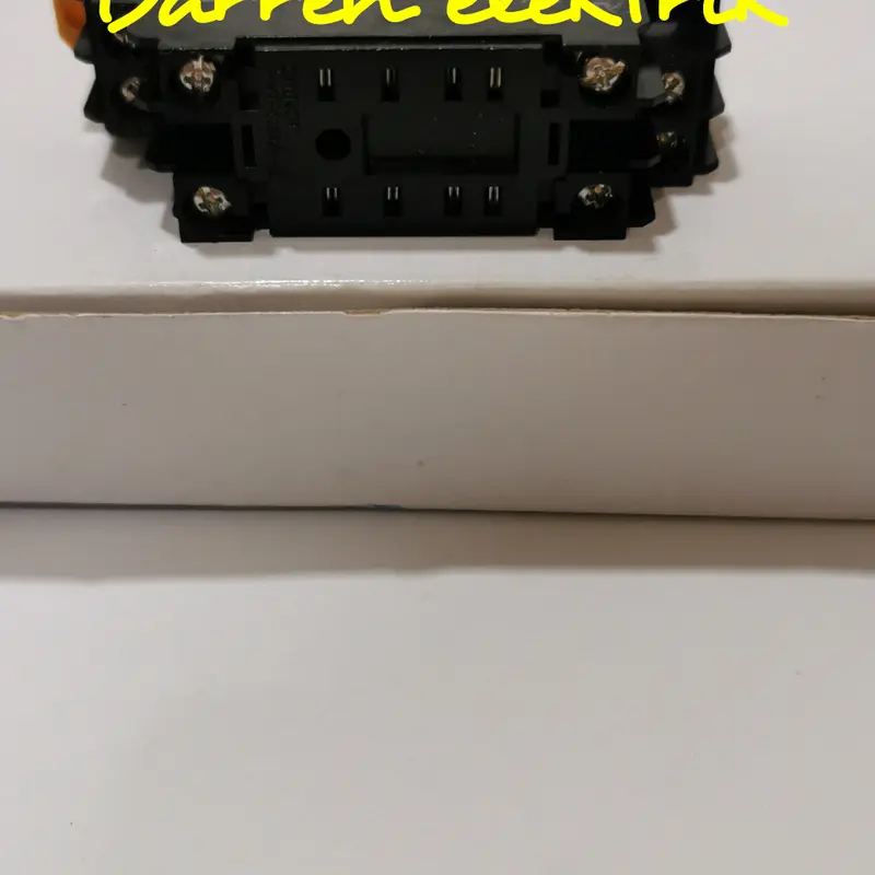 socket relay omron PYF08A-E kaki 8 0