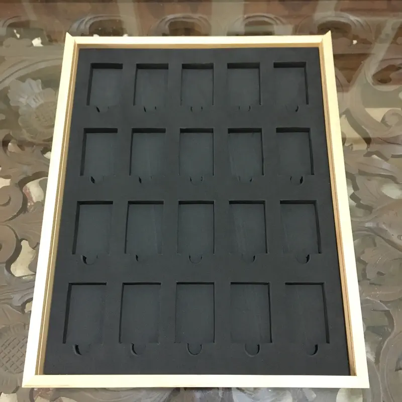 Kotak Box Zippo Acrylic isi 20 2