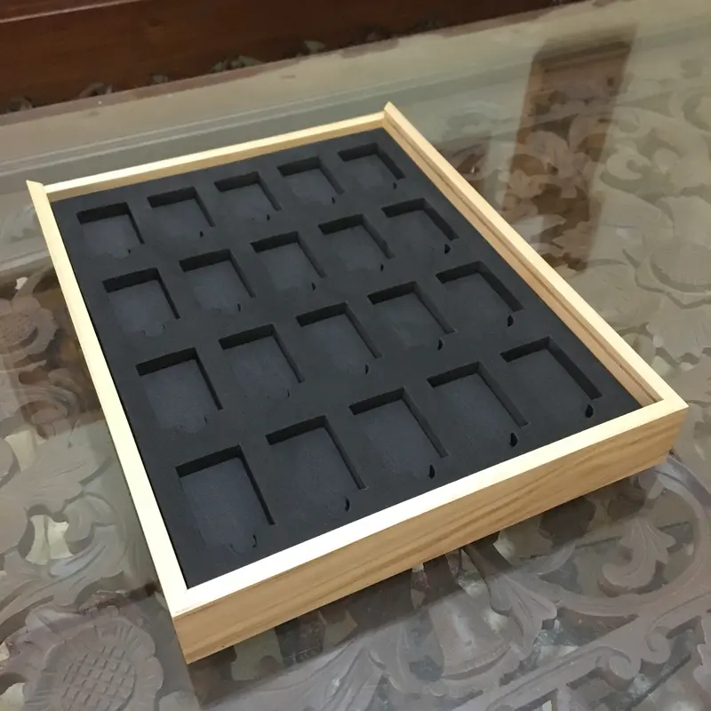 Kotak Box Zippo Acrylic isi 20 3