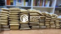 Gambar Buku Import The Money Tree by Chris Guillebeau (Original Hardcover) dari Book World Kota Administrasi Jakarta Barat 5 Tokopedia