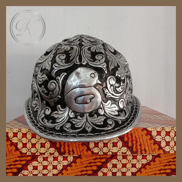 Gambar helm ukir alumunium proyek custom dari toko perak kotagede silver Kota Yogyakarta Tokopedia