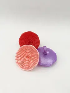 Sisir Mandi Bulat untuk Anjing dan Kucing - Pet Cat Dog Bath Brush Plastik Diameter 7.5 cm Efek Pijatan Nyaman