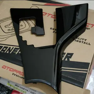 Otoproject - Cover Panel Shifter Perseneling All New Innova Reborn Car Gear - Black Piano / Carbon / Wooden