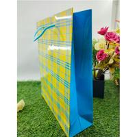Gambar Tas Kertas Laminasi Mengkilap Belanja untuk Kado Souvenir 28 x 10 x 35 dari Rahmah Tas Kertas dan Kemasan Kab. Sleman 2 Tokopedia