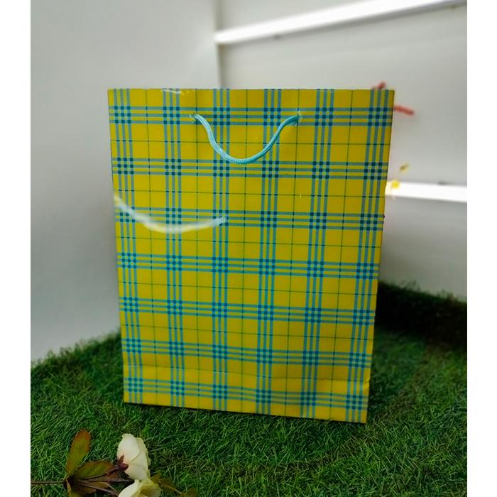 Gambar Tas Kertas Laminasi Mengkilap Belanja untuk Kado Souvenir 28 x 10 x 35 dari Rahmah Tas Kertas dan Kemasan Kab. Sleman Tokopedia