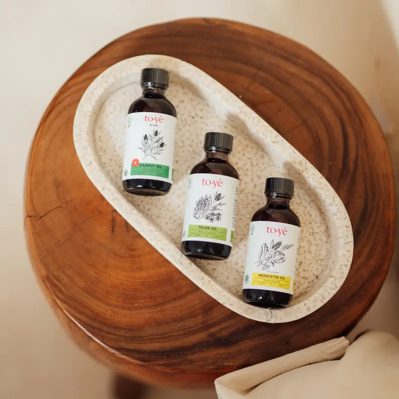 Toye Cajeput Oil Extra Warm - Minyak Kayu Putih Asli Pulau Buru 60ml 2