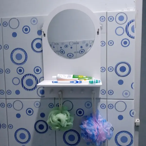 Rak Gantung Cermin Kamar Mandi 4