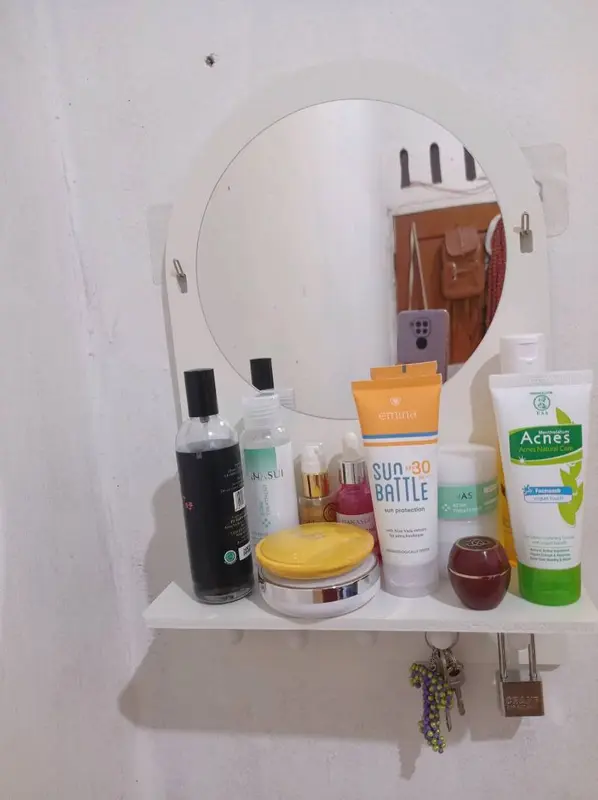 Rak Gantung Cermin Kamar Mandi 2