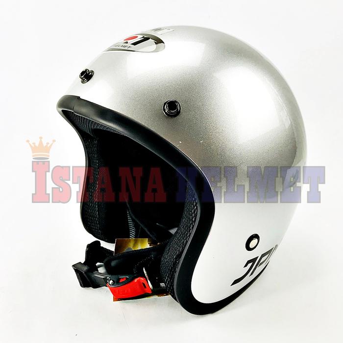 Gambar HELM BATOK JPN MODEL RETRO ARC SILVER dari ISTANA HELMET Kota Bandung Tokopedia